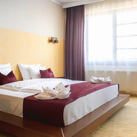 Caramell Premium 4*