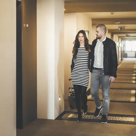 Caramell Premium 4* Bük