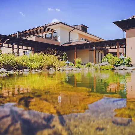 Hotell Caramell Premium 4*