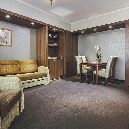 Caramell Premium Superior Hotel 4*