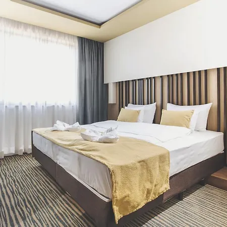 Caramell Premium Superior 4*