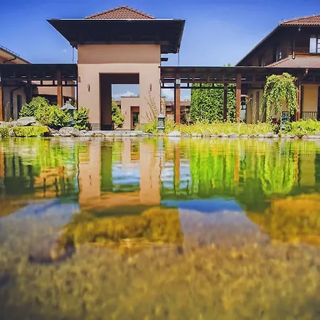 Hotel Caramell Premium Superior 4*