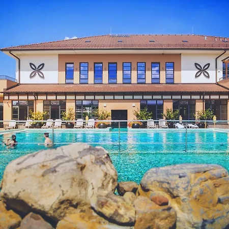 Hotel Caramell Premium Superior 4*